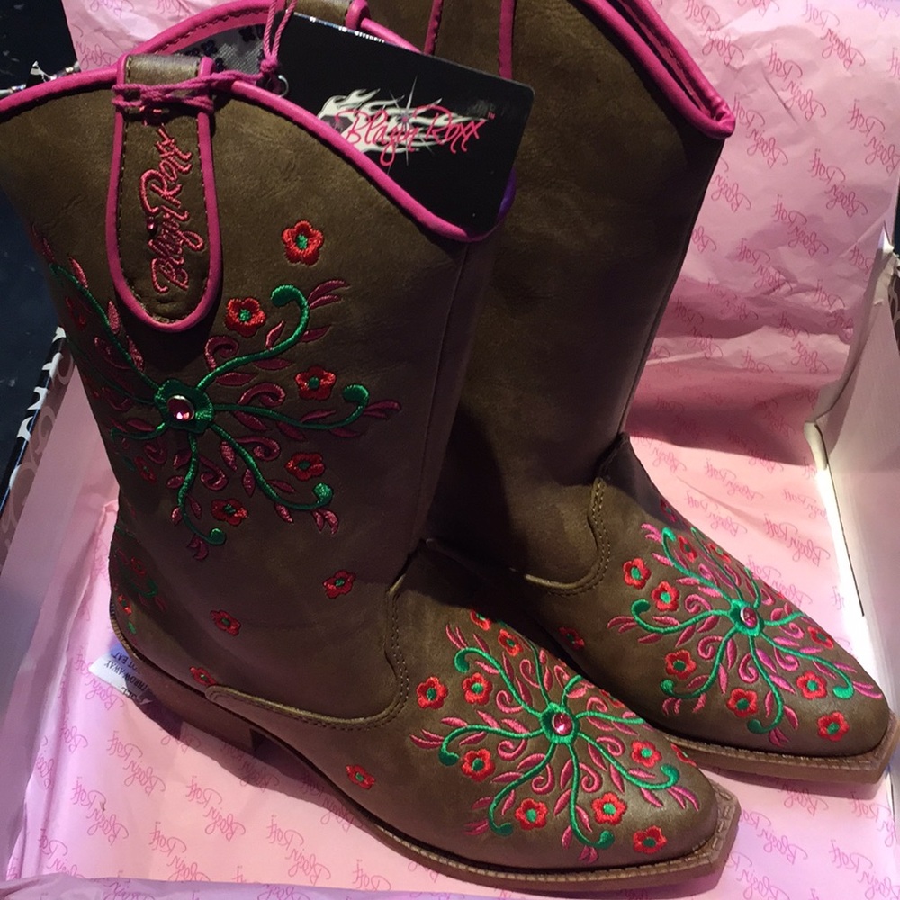 Blazin Roxx cowgirl boots girls